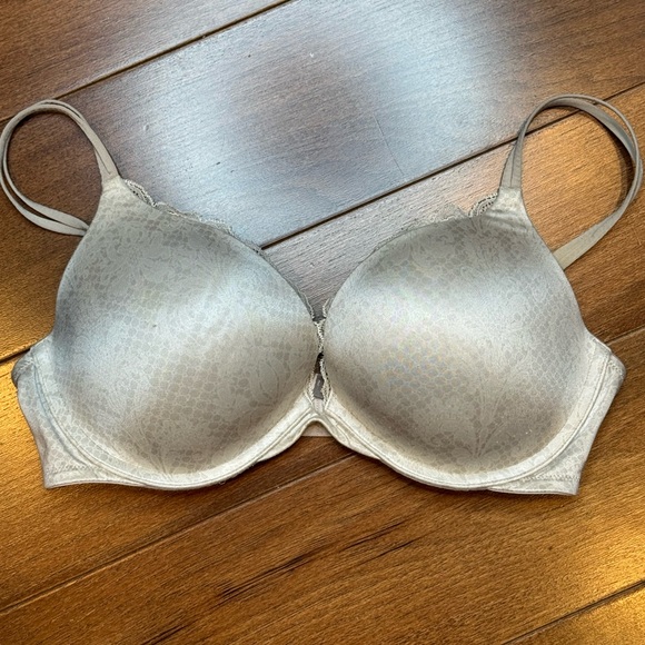 Victoria's Secret Other - Vintage VICTORIA’S SECRET Light Beige Push-Up Bra